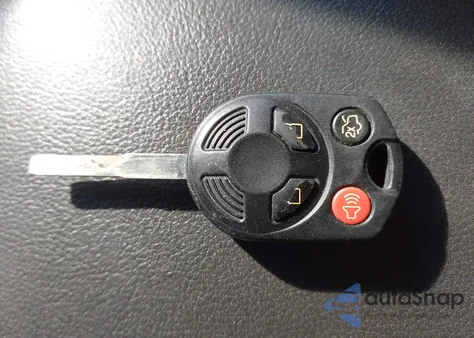 2016 Ford Escape Se z USA, uszkodzony, nr VIN 1FMCU9G91GUA63651